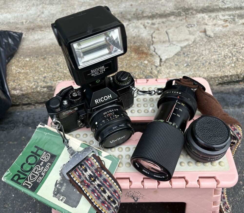 Ricoh KR 5 Super 35mm SLR Film Camera with 50mm f2 Lens Tested Lots of EXTRAS